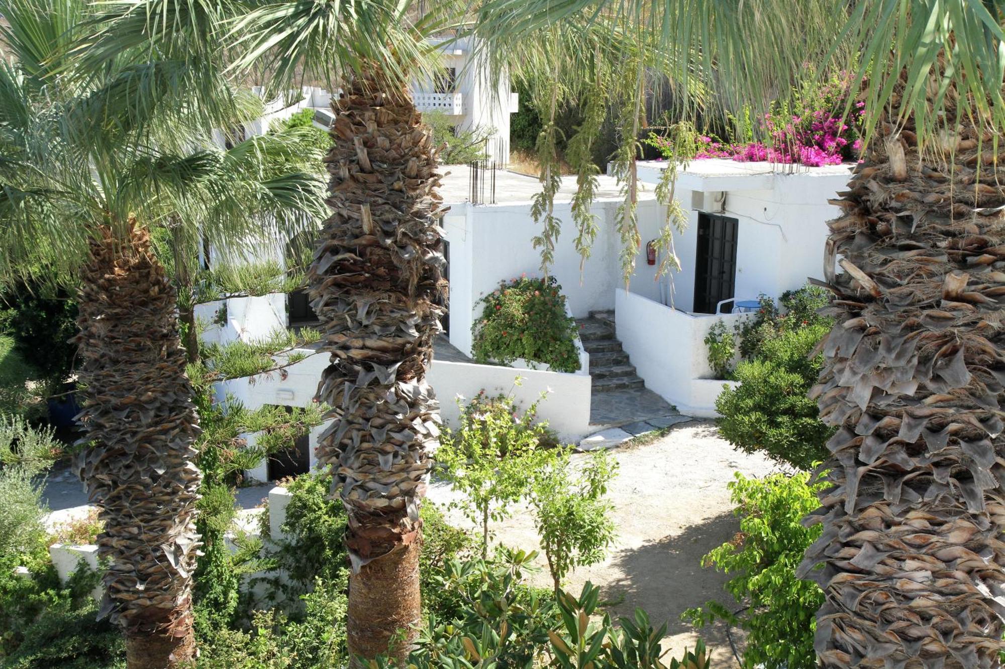 Delfini Apartments Kissamos Exterior photo