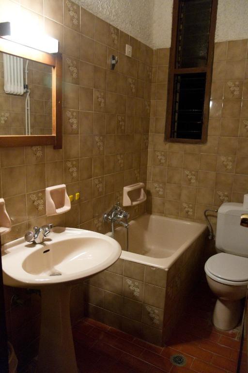 Delfini Apartments Kissamos Room photo